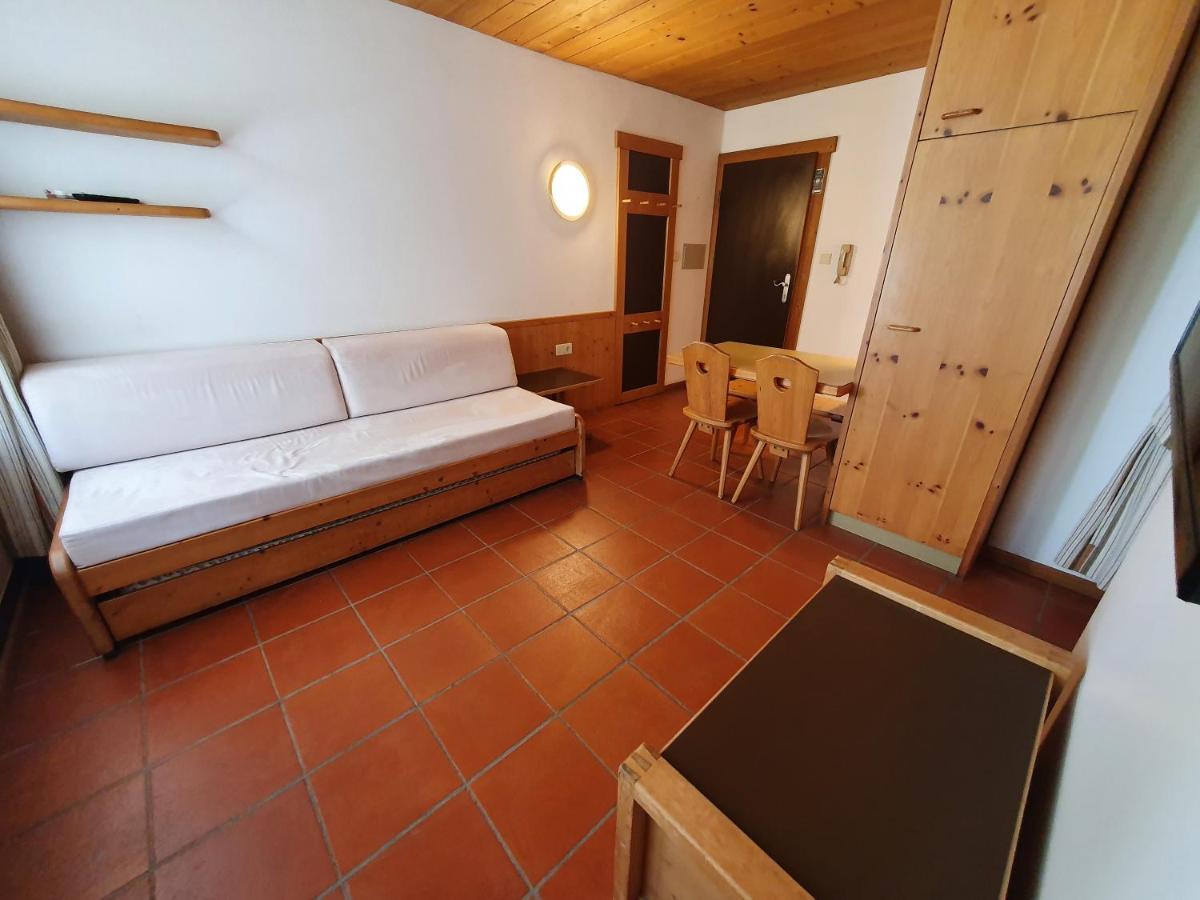 Residence Silvester Racines Esterno foto