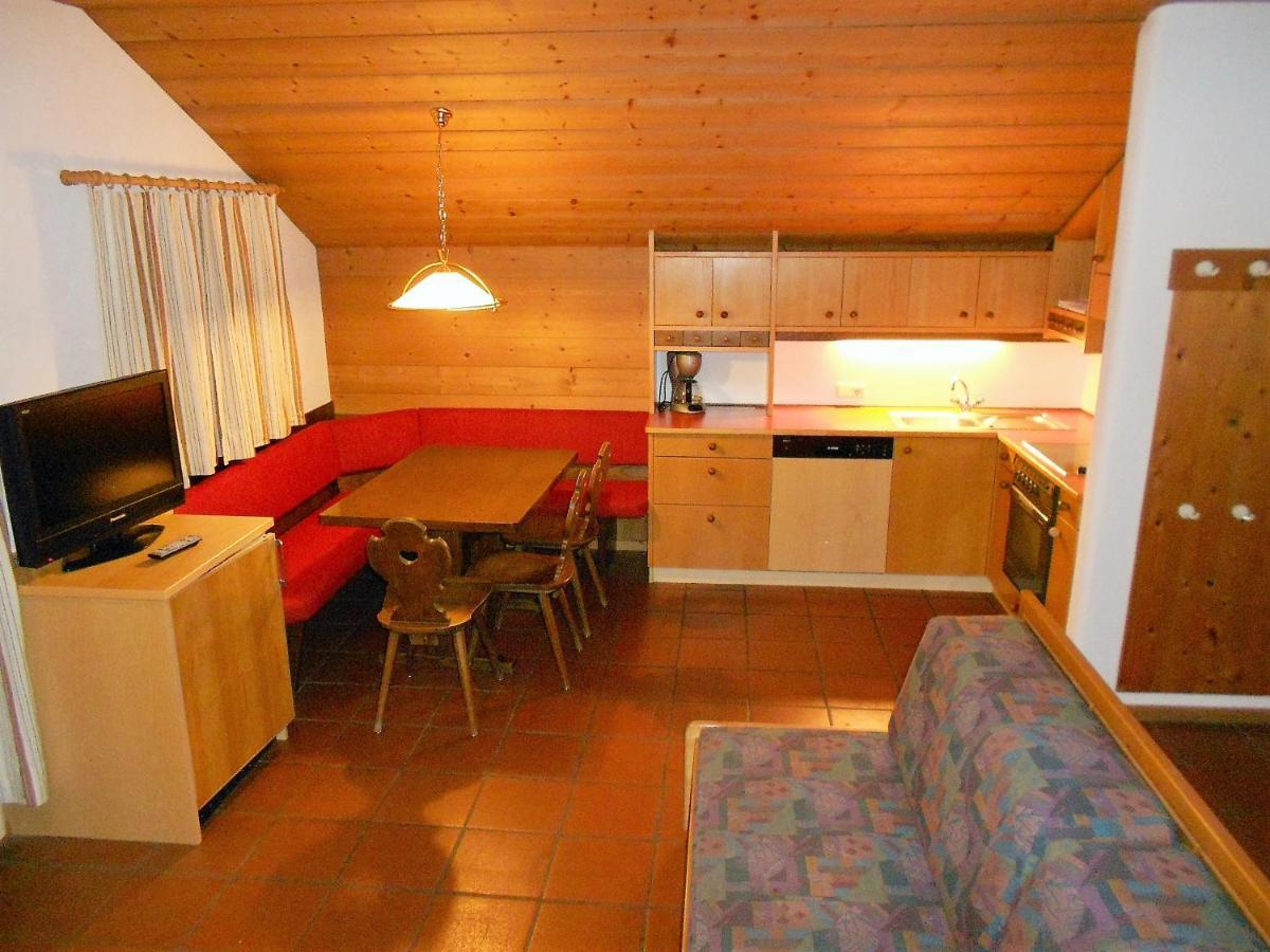 Residence Silvester Racines Esterno foto