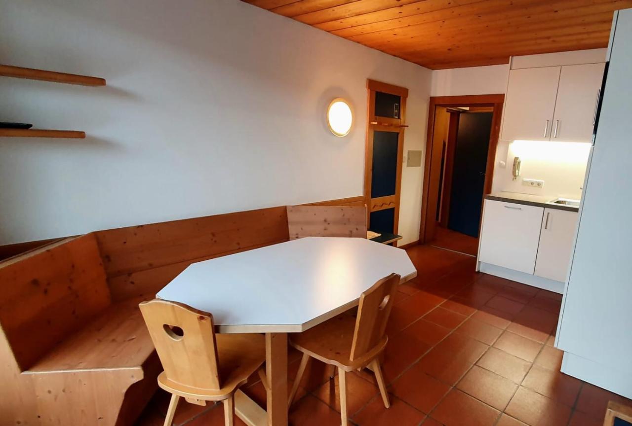 Residence Silvester Racines Esterno foto